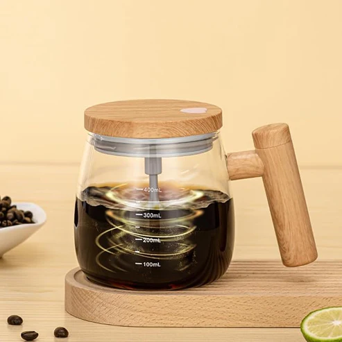 Self-stirring electric mixing cup