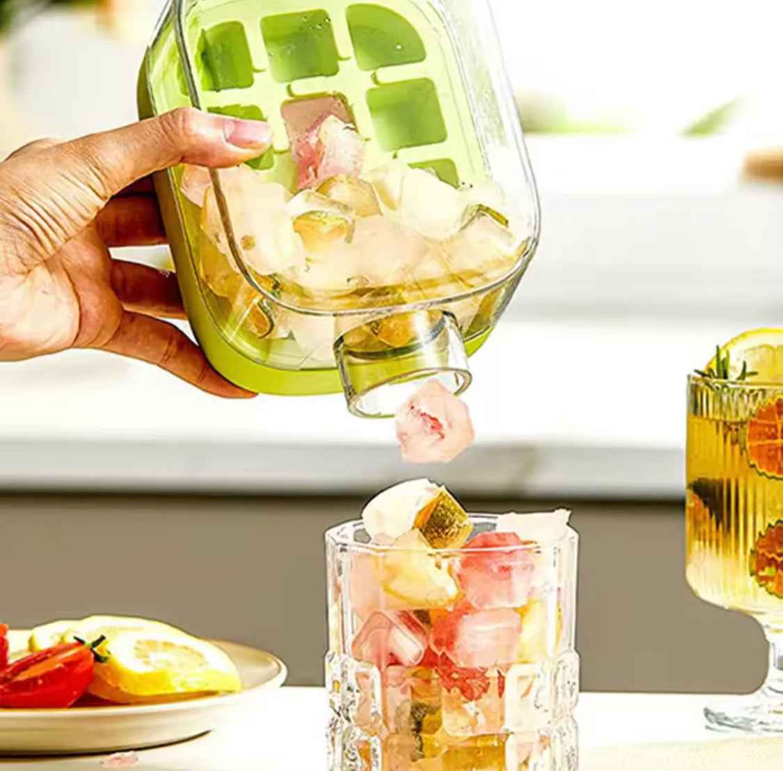 2-in-1 Ice Cube Maker Water Bottle – 500 ml