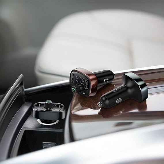 Bluetooth MP3 Car Charger – front view