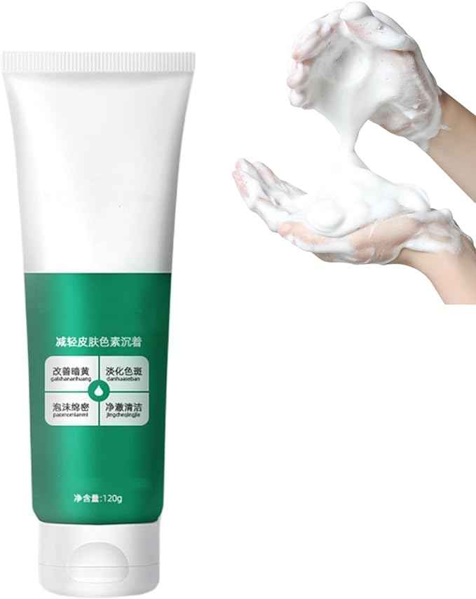 Whitening Facial Cleanser – close-up