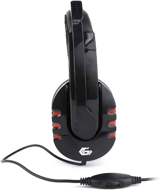 3.5mm Gaming Headphone – in use