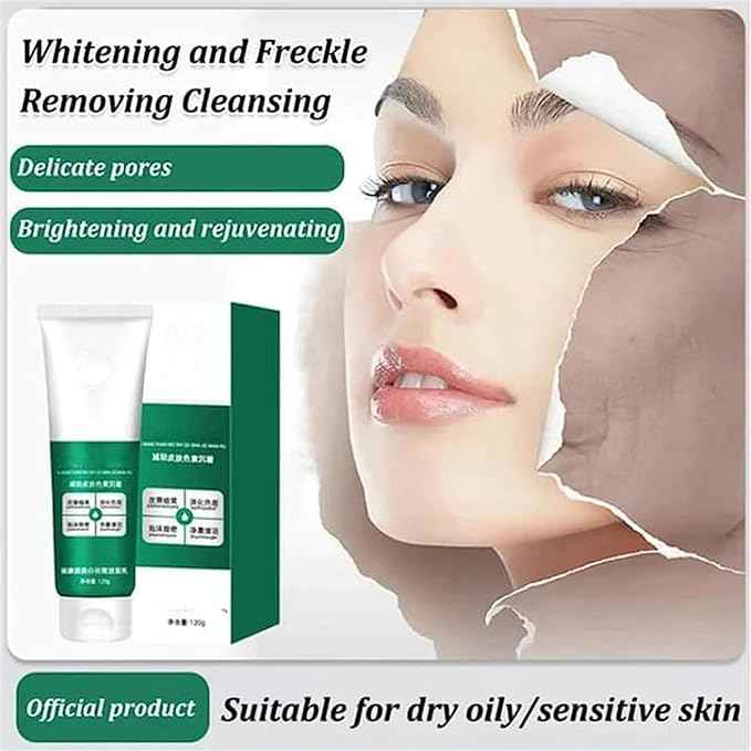 Whitening Facial Cleanser – packaging and contents