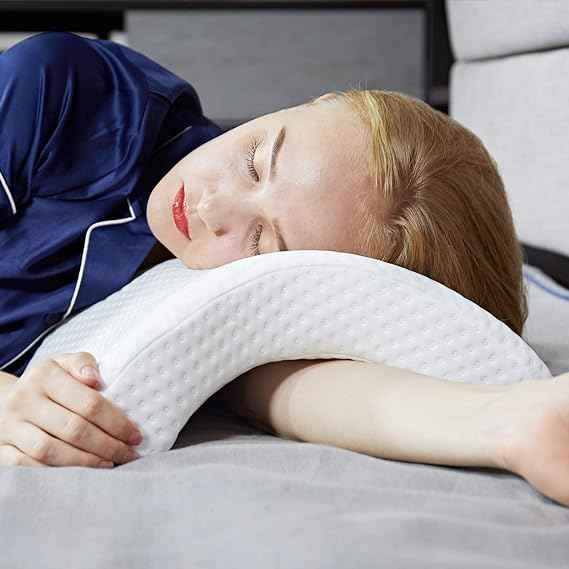 Cuddling Pillow – side view