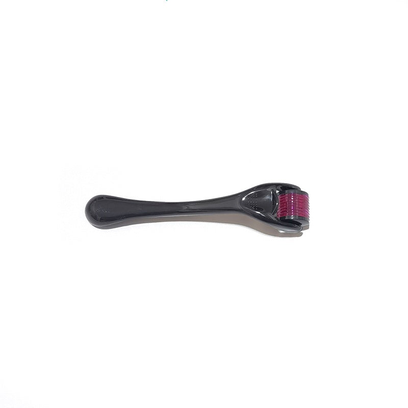 Derma Roller – in use
