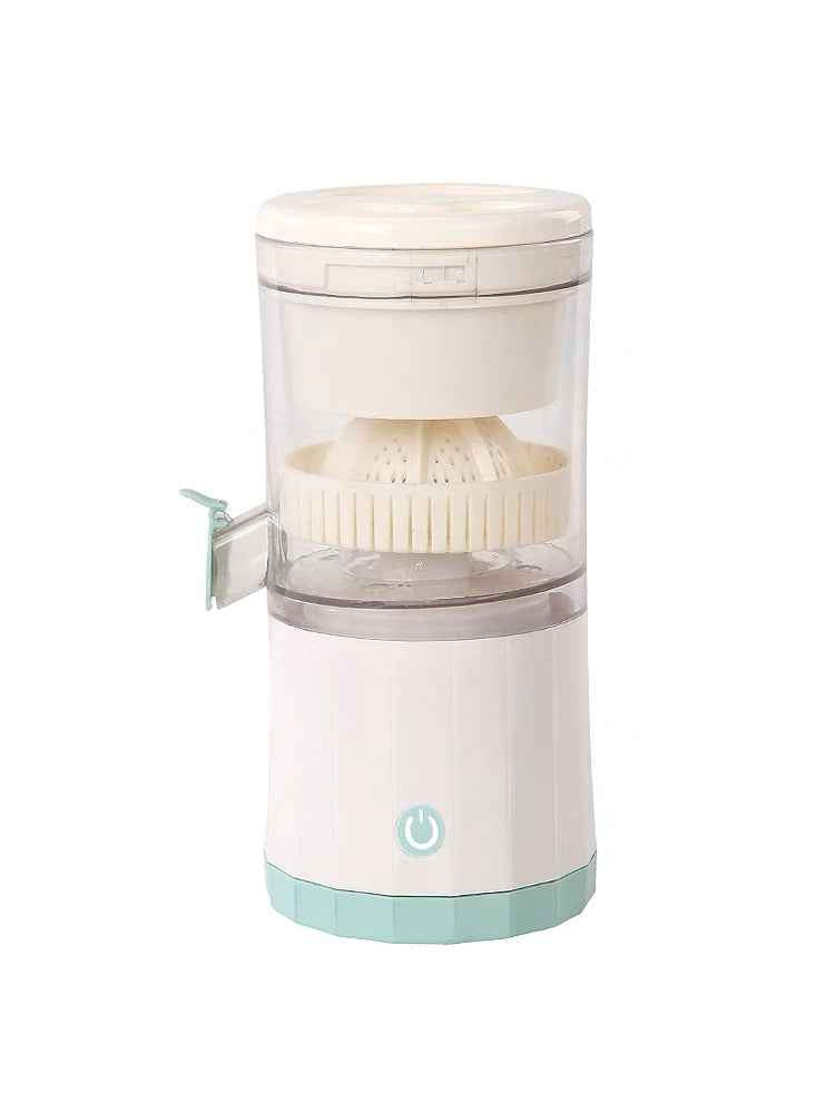 Automatic Fruit Juicer – detail view